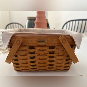 Longaberger basket with special lid
